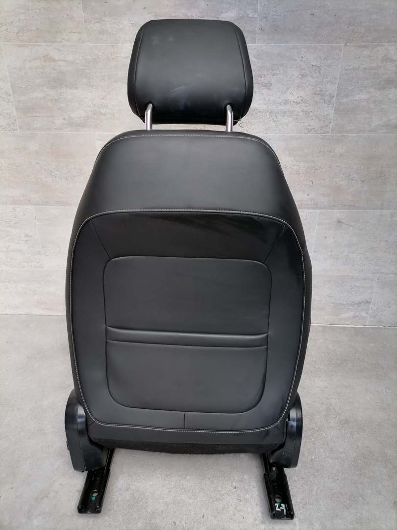 Smart #1 Brabus original Sitz vorn links Fahrersitz Leder Schwarz elektrisch verstellbar Bj.2022